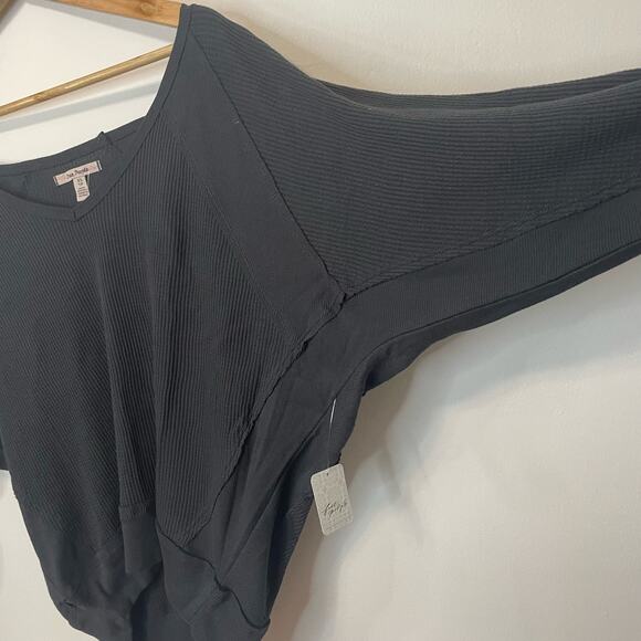 Free People Santa Clara Thermal XS Black Waffle Knit Oversized Batwing V Neck - Picture 3 of 7